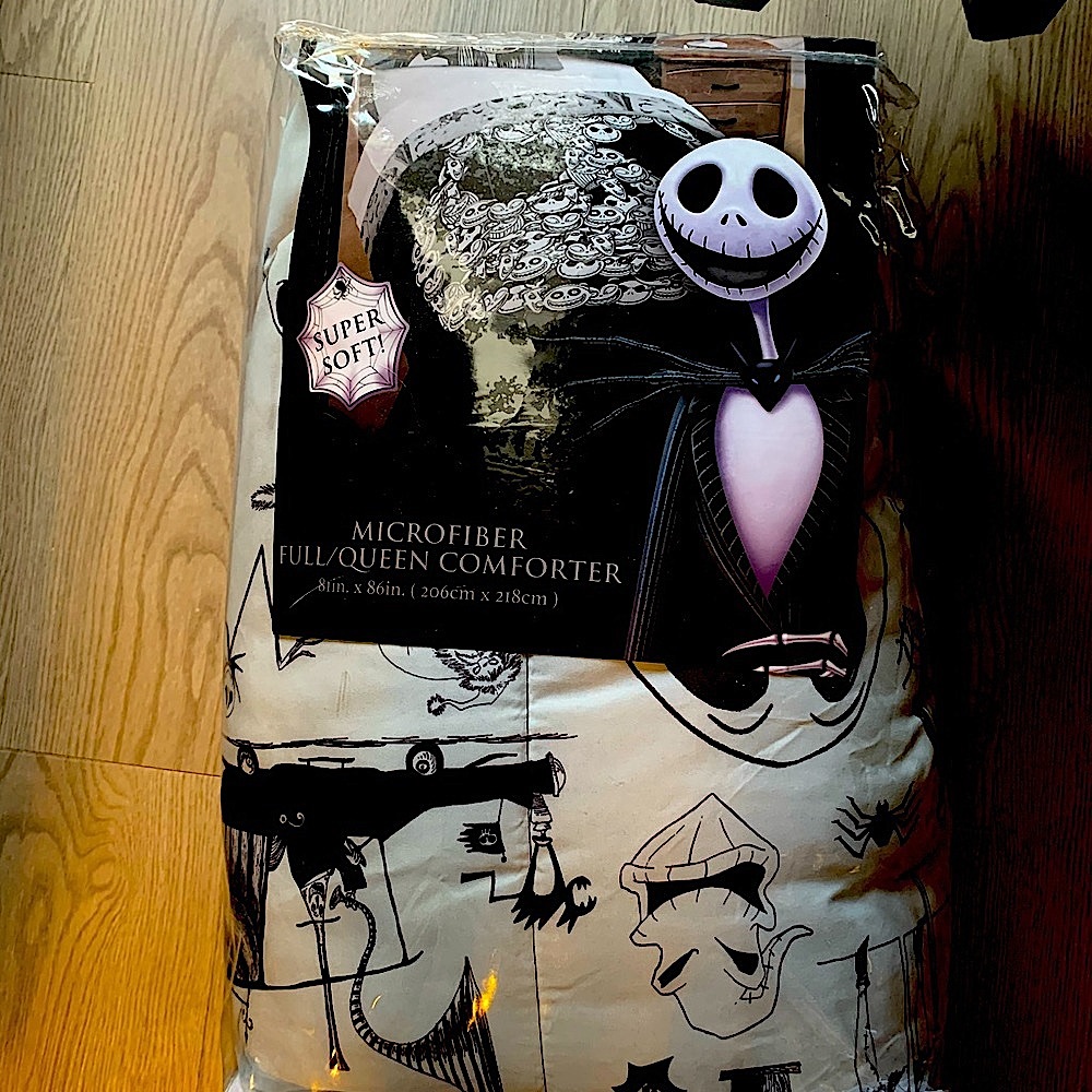 NWT, Disney The Nightmare Before Christmas Queen Comforter